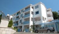 Appartamenti Aleksic, alloggi privati a Bečići, Montenegro