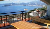 Villa ANLAVE and apartments ANLAVE, private accommodation in city Sveti Stefan, Montenegro