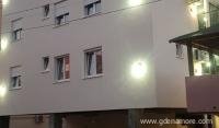 Apartmani Muratovic, privatni smeštaj u mestu Dobre Vode, Crna Gora